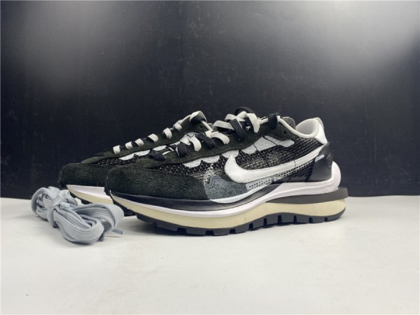 Sacai x Nike Pegasus VaporFly SP Black White CI9928-001