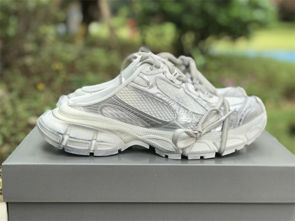 Balenciaga's 3XL Mules Sneaker in light white mesh and polyurethane