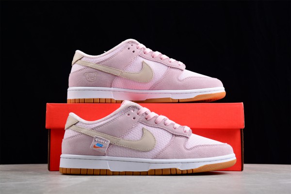 Nike Dunk Low WMNS Teddy Bear Light Soft Pink