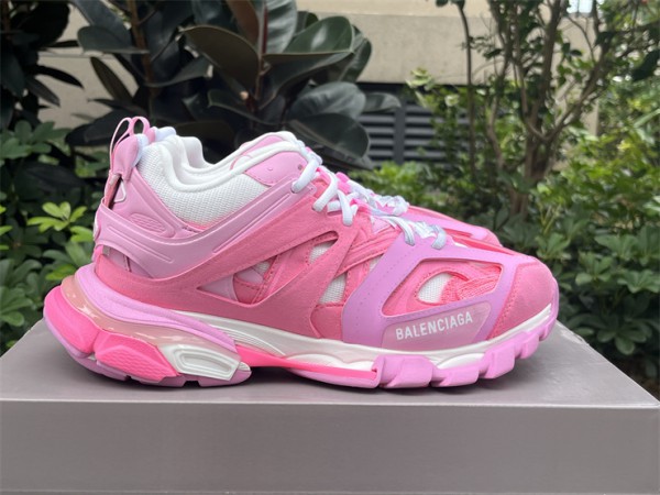 Balenciaga Track Sneaker in Pink