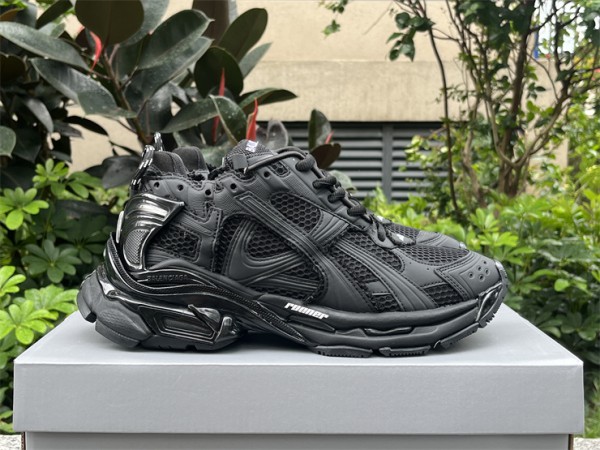 Balenciaga Runner Sneaker in black mesh and nylon