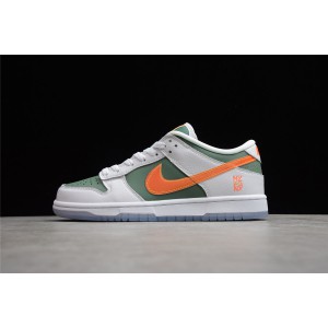 Nike Dunk Low SE "NY Vs NY" DN2489-300