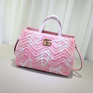 Gucci GG Marmont medium matelassé top handle bag