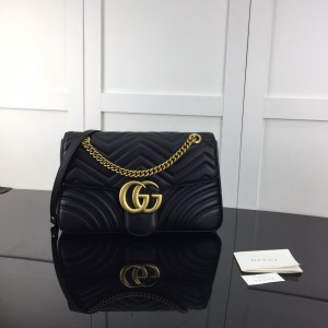 Gucci GG Marmont matelassé shoulder bag