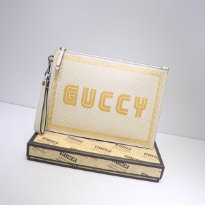 Gucci Guccy Logo Leather Pouch