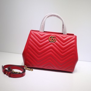 Gucci GG Marmont medium matelassé top handle bag