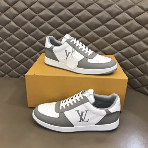 Louis Vuitton emblematic Rivoli sneaker