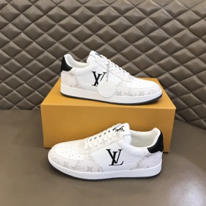 Louis Vuitton emblematic Rivoli sneaker