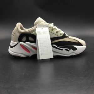 Addidas Yeezy Beige 700 B75573