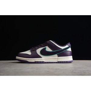 Nike SB Dunk Low Chenille Swoosh