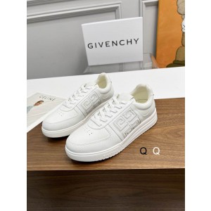 Givenchy Leather Low Top Sneaker