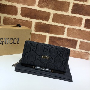 Gucci Off The Grid zip around wallet