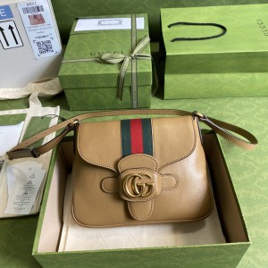 Gucci Small messenger bag 