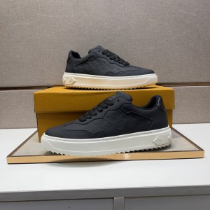 Louis Vuitton Beverly Hills Black