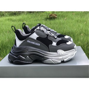 Balenciaga Triple S Sneaker Gradient Grey