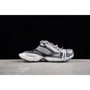 Balenciaga's 3XL Mules Sneaker in light sliver, Grey mesh and polyurethane
