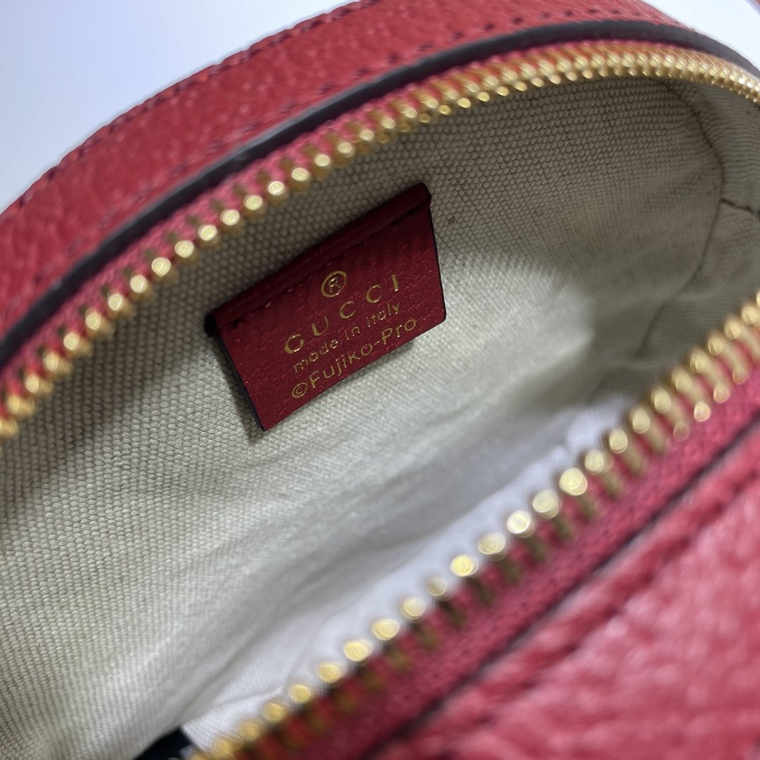 Doraemon x Gucci shoulder bag ModKicks